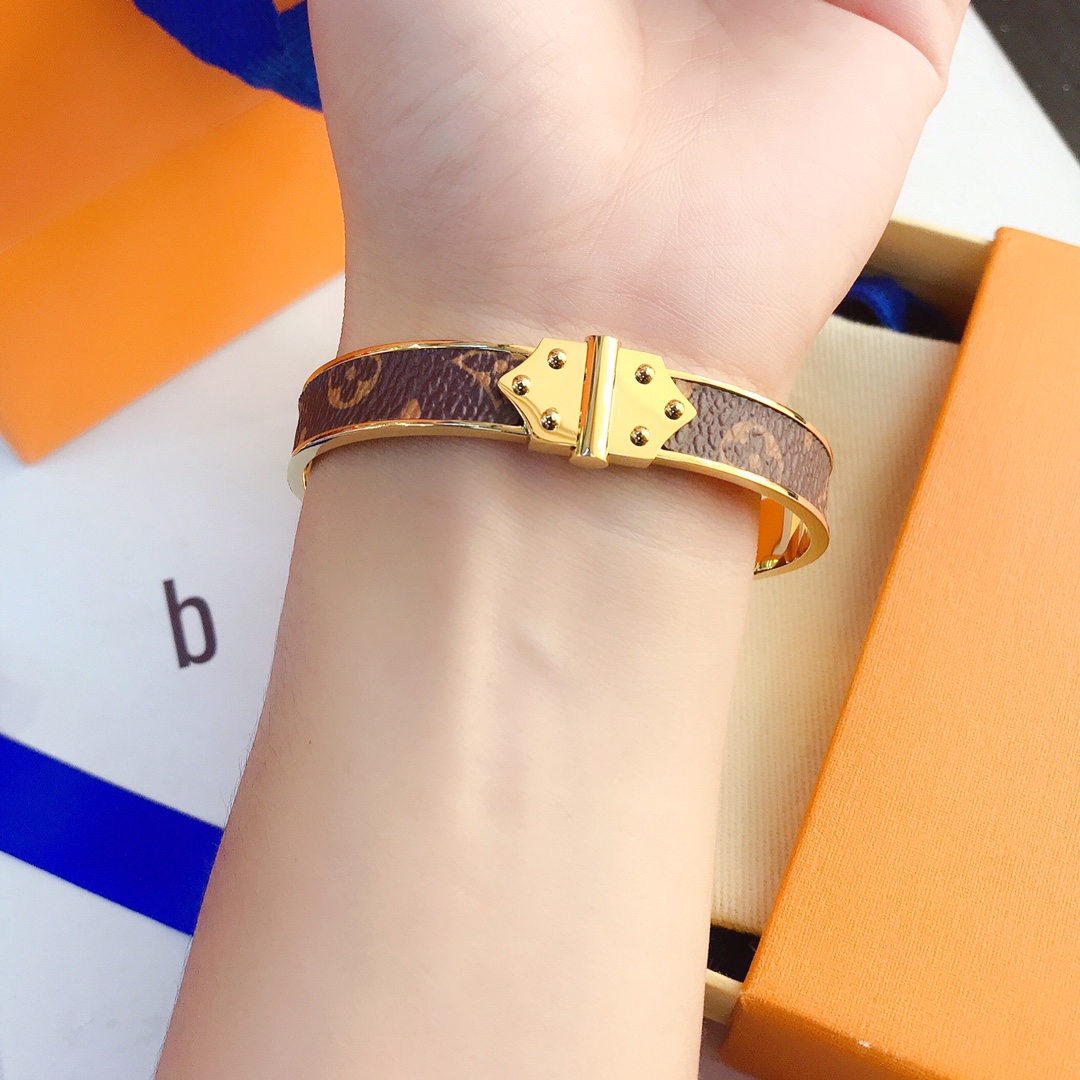 Replica LOUIS VUITTON Bangle