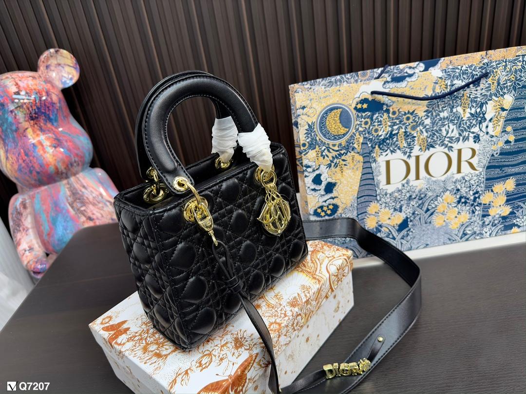 Replica Dior Bag 20*17CM