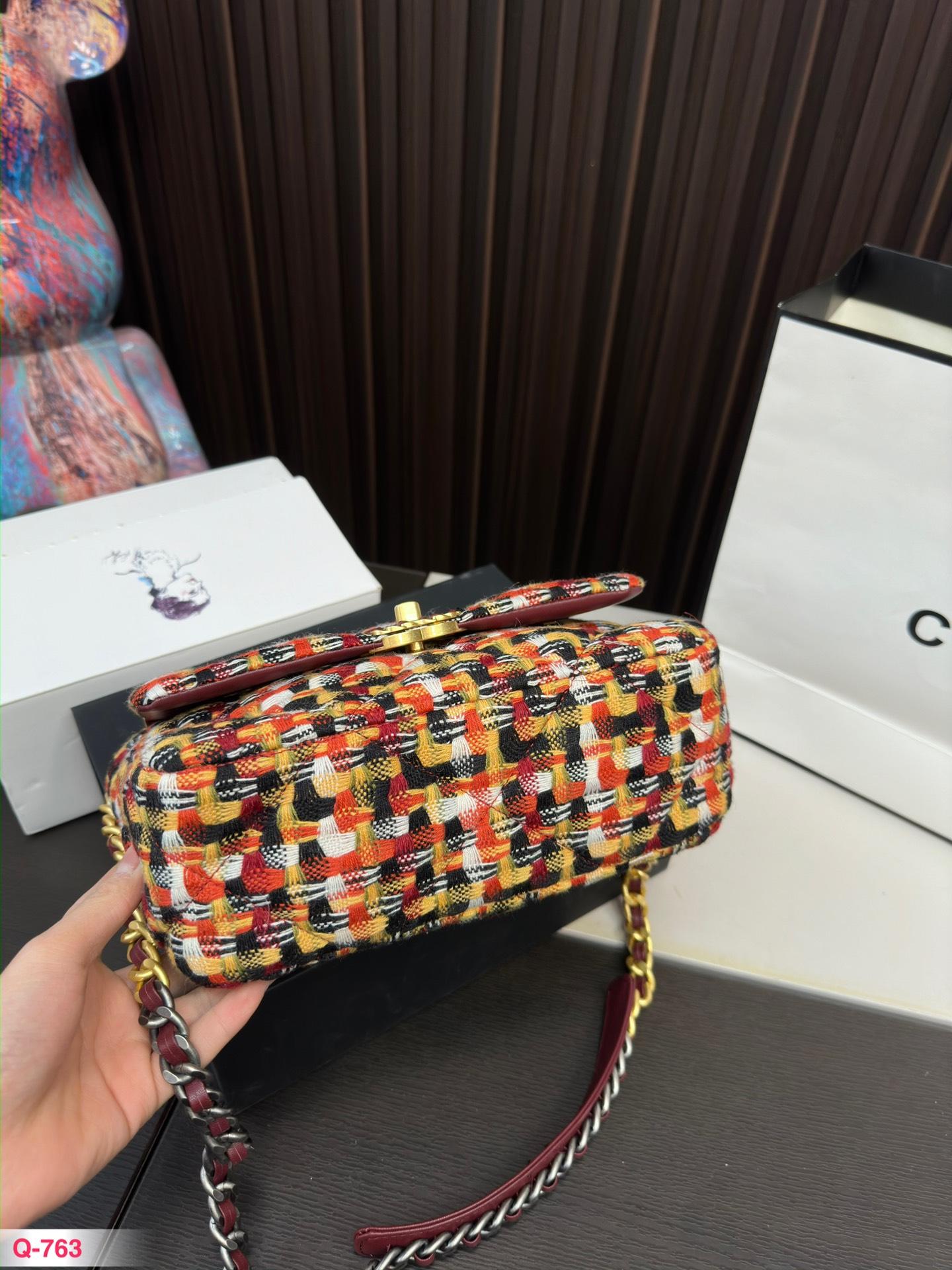 Replica Chanel Bag 17*25CM