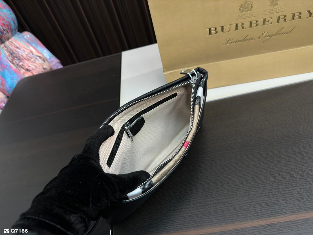 Replica Burberry Bag 17*27CM