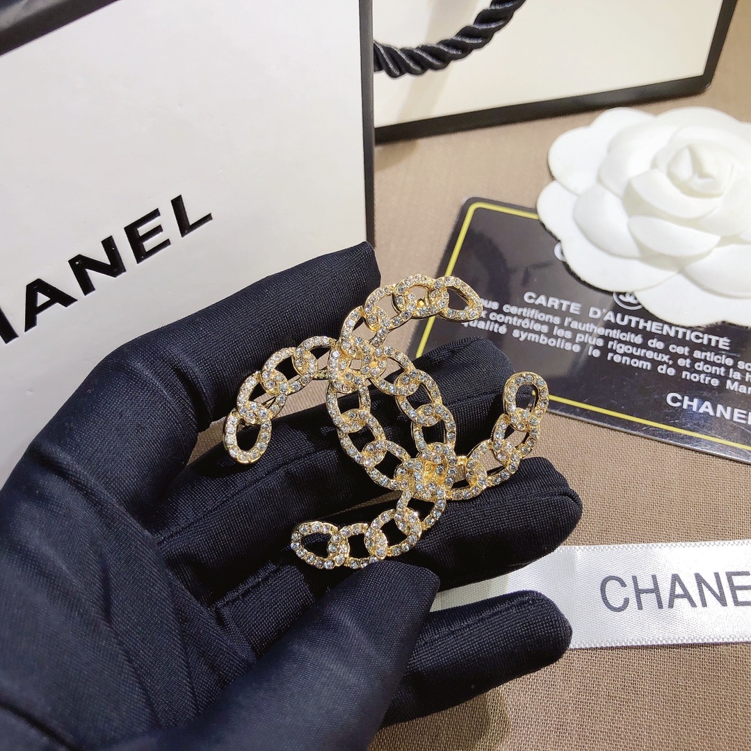Replica CHANEL Brooch