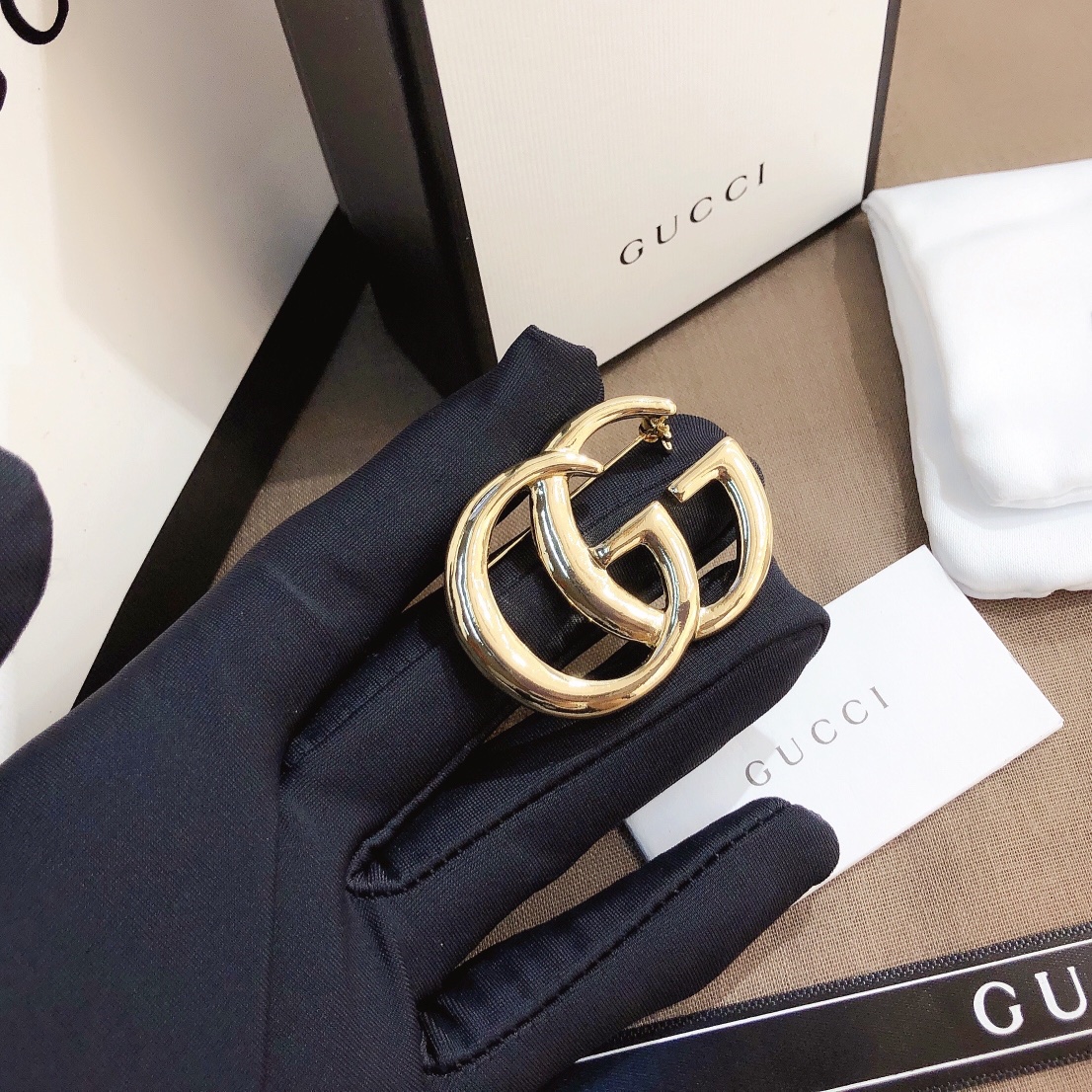 Replica GUCCI Brooch