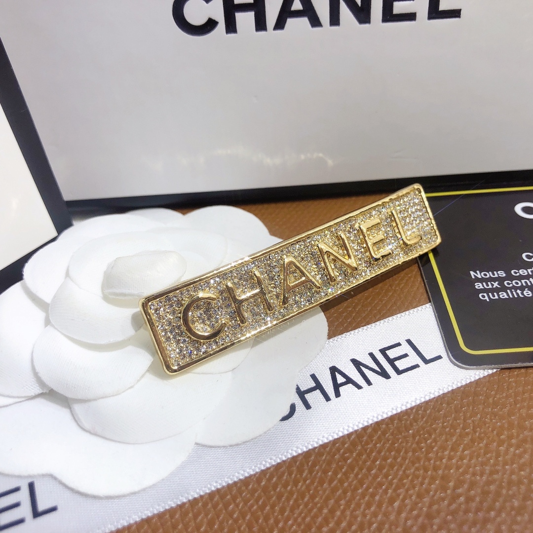 Replica CHANEL Brooch