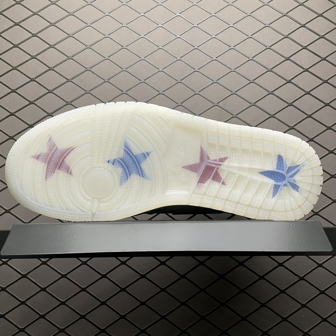 Replica Air Jordan Shoe Trophy Room x Air Jordan 1 Freeze Out DA2728-100 40-47