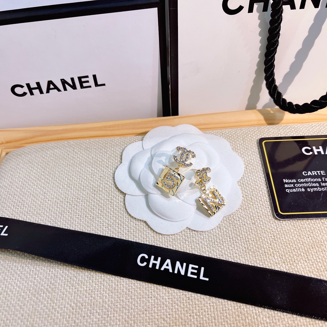 Replica CHANEL Earring