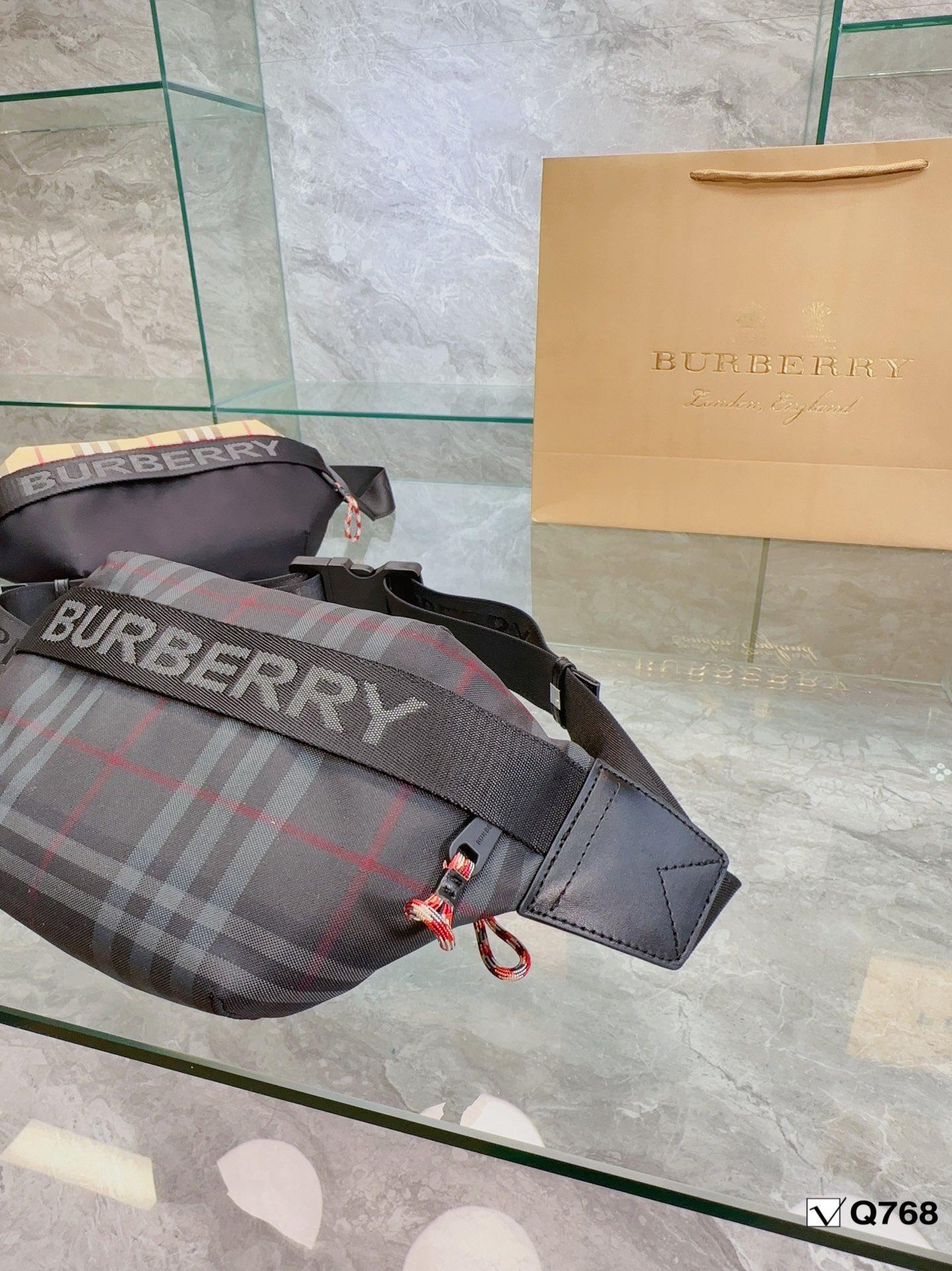 Replica Burberry Bag 30*15CM