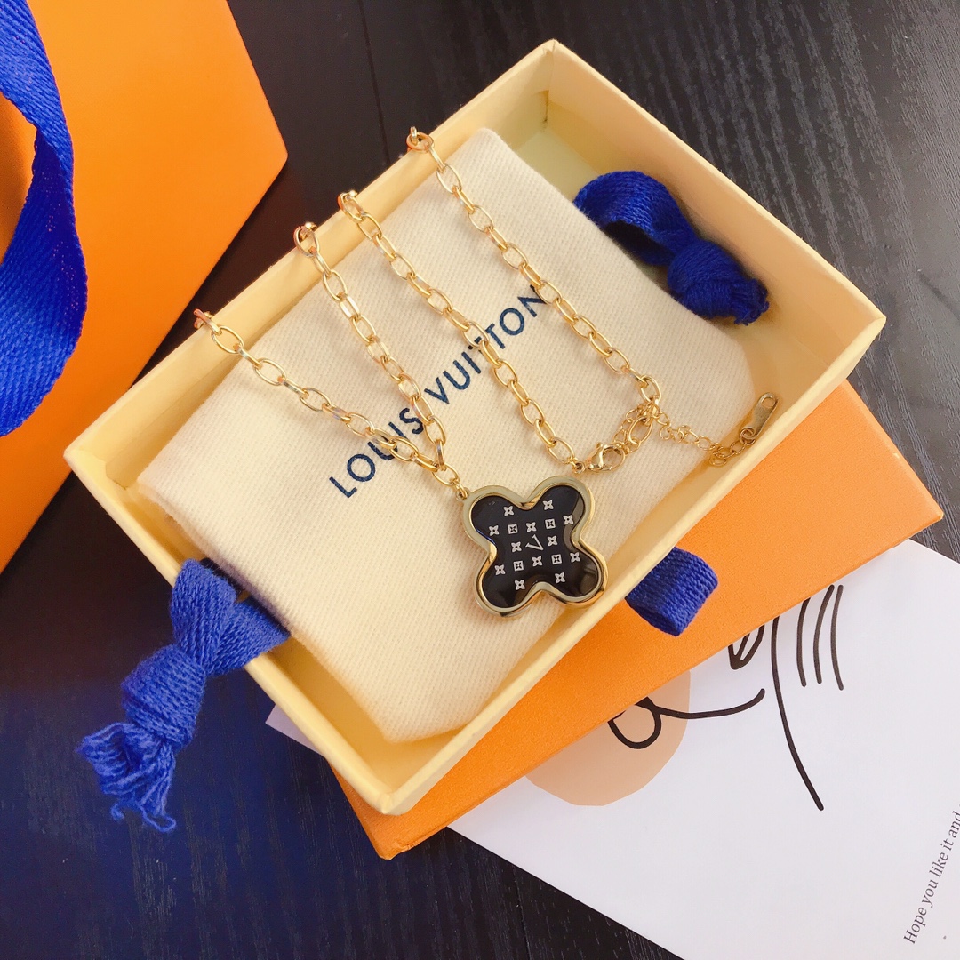 Replica LOUIS VUITTON Necklace