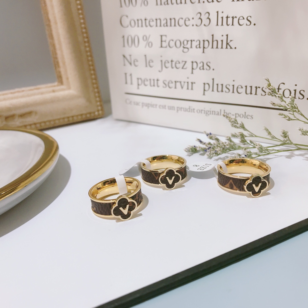 Replica LOUIS VUITTON Ring