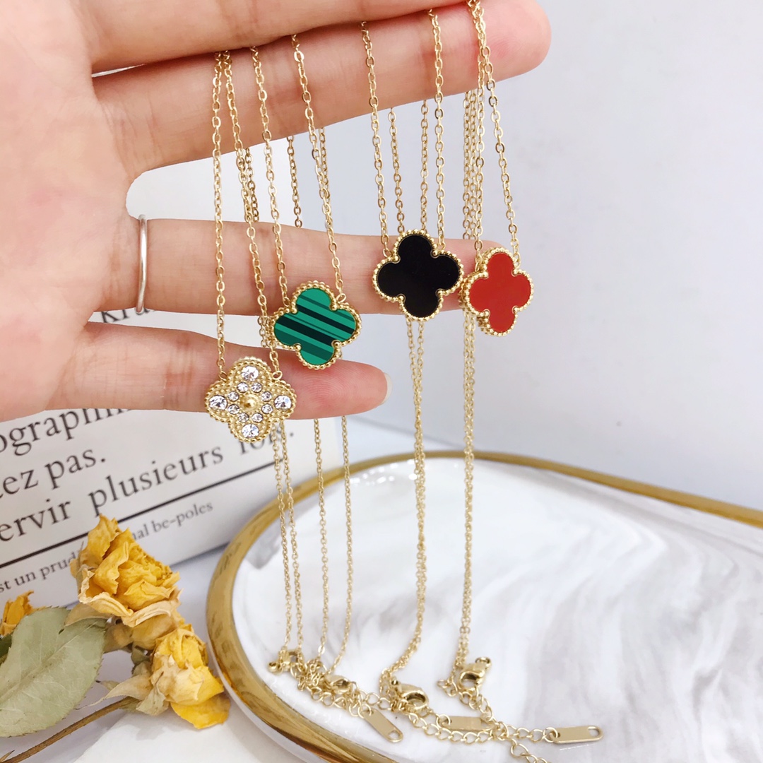 Replica VanCleef Arpels Necklace