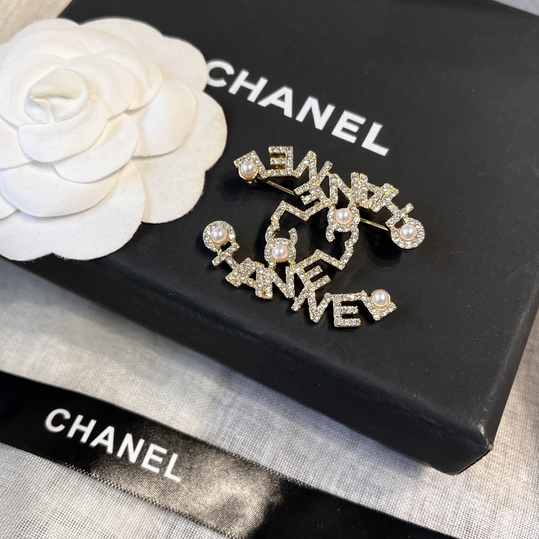 Replica CHANEL Brooch