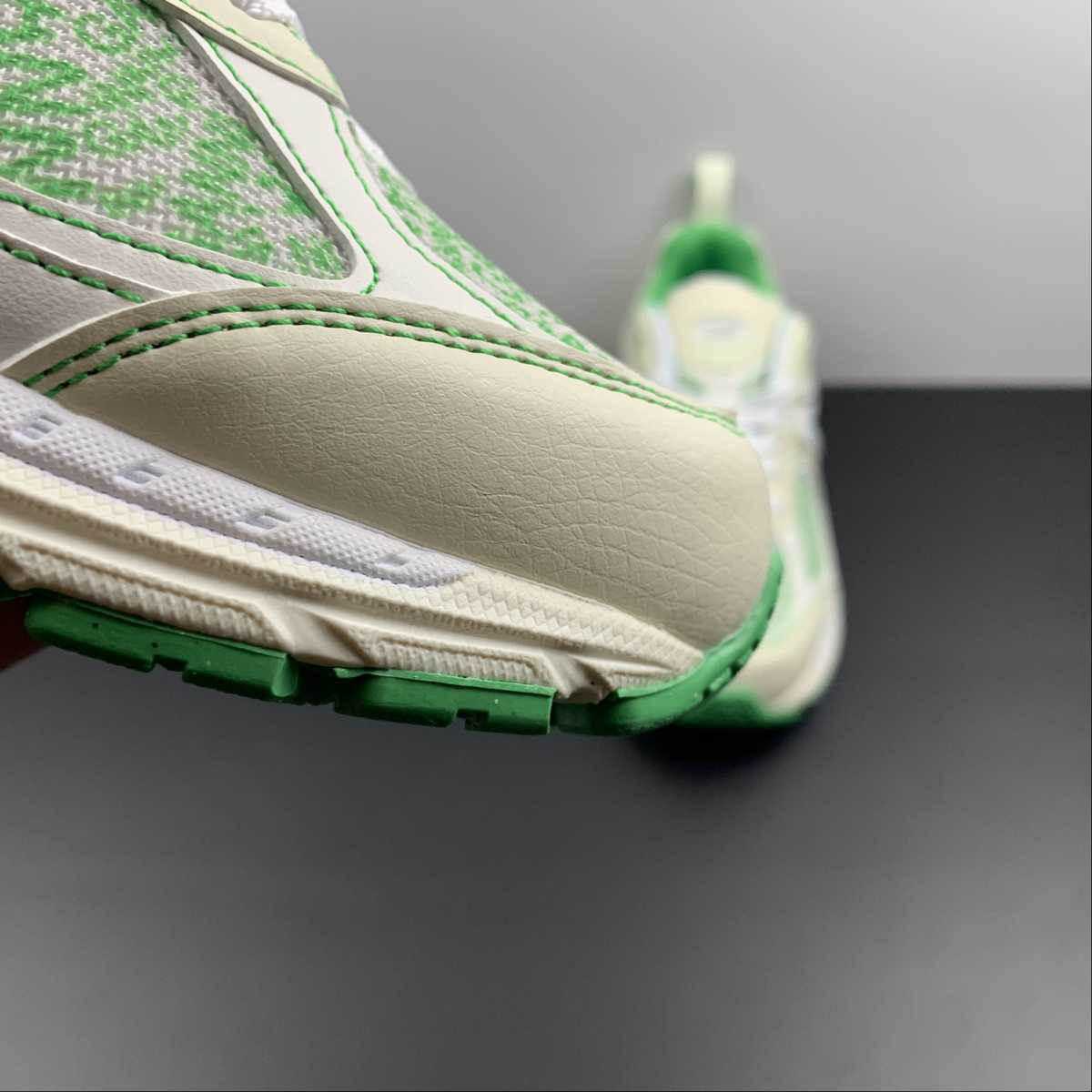 Replica New Balance Shoe New Balance NB2002 ML2002RGC 36-45
