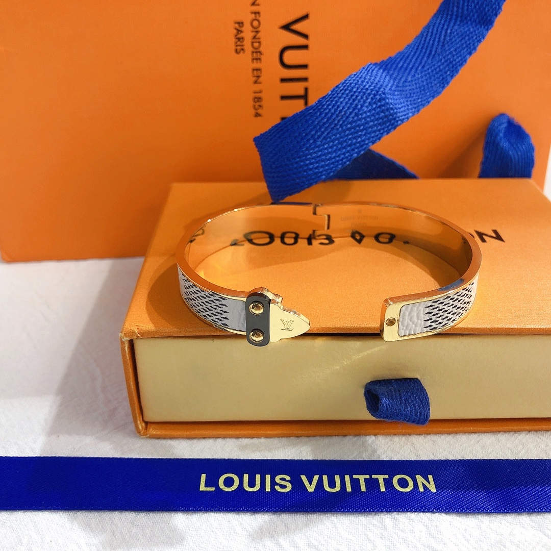 Replica LOUIS VUITTON Bangle