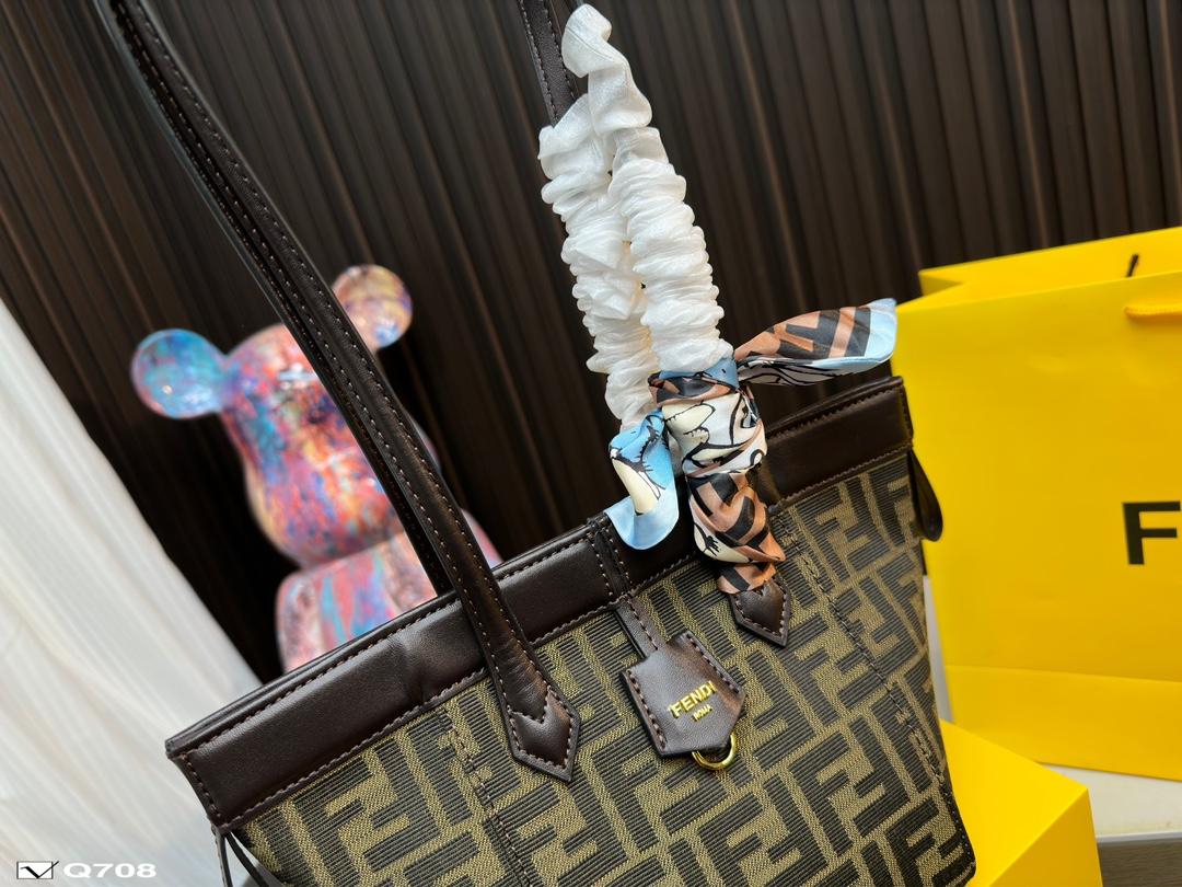 Replica Fendi Bag 15*20CM