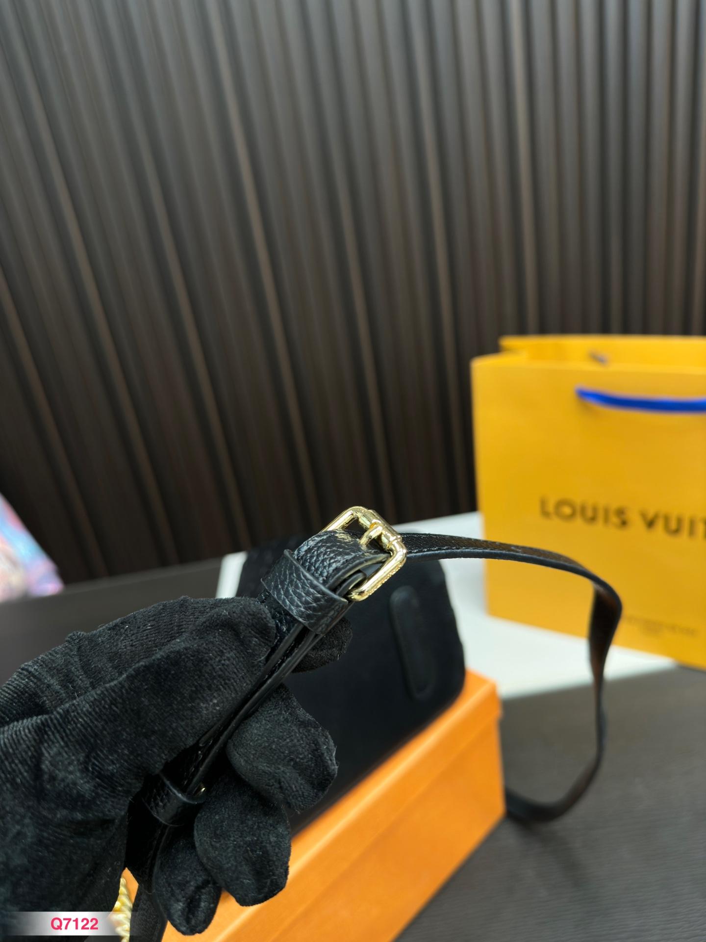 Replica Louis Vuitton Bag 19*20CM