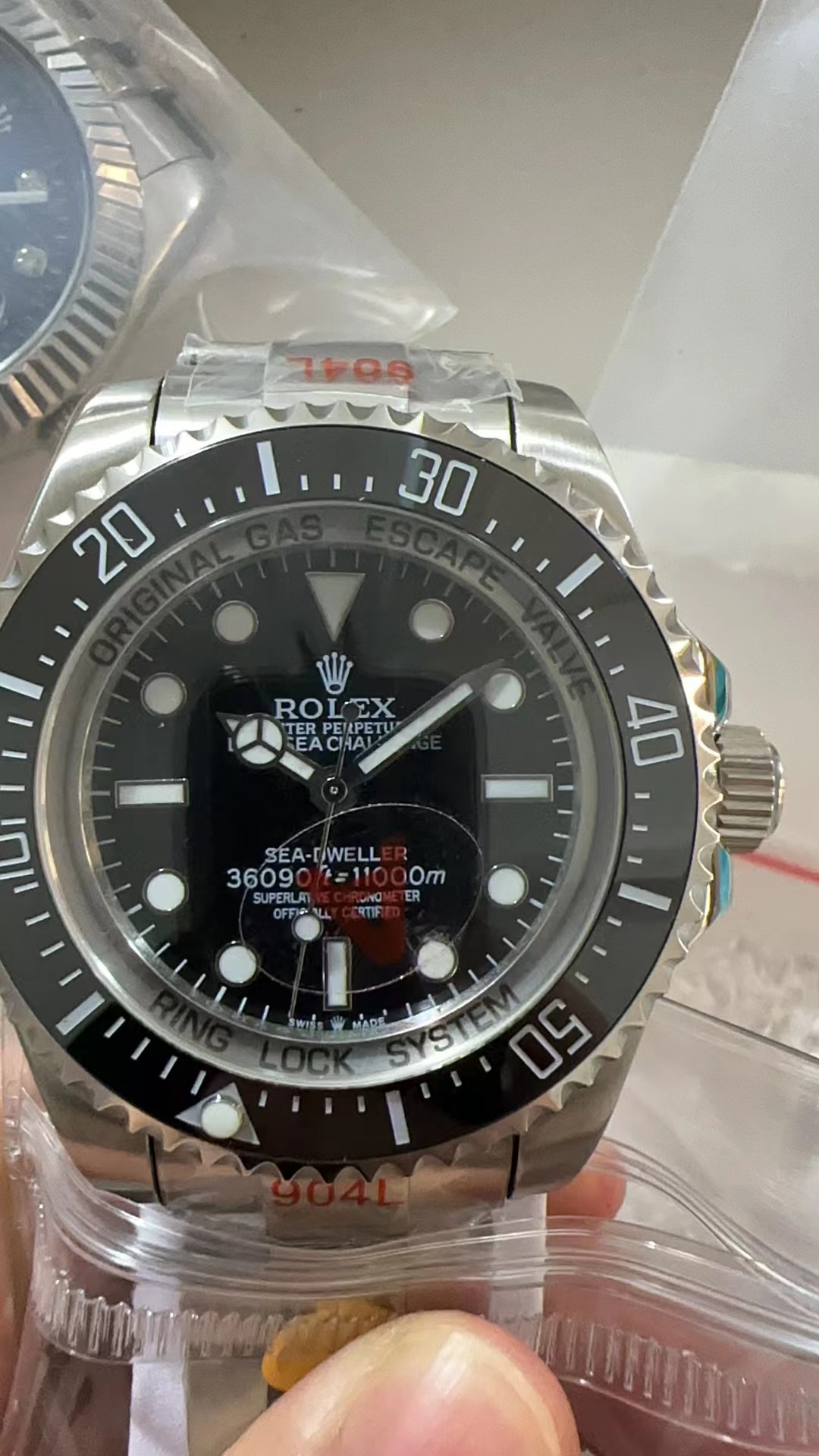 Replica Rolex Sea Dweller 904l Stainless Steel Automatic Mechanical Watch 43mm