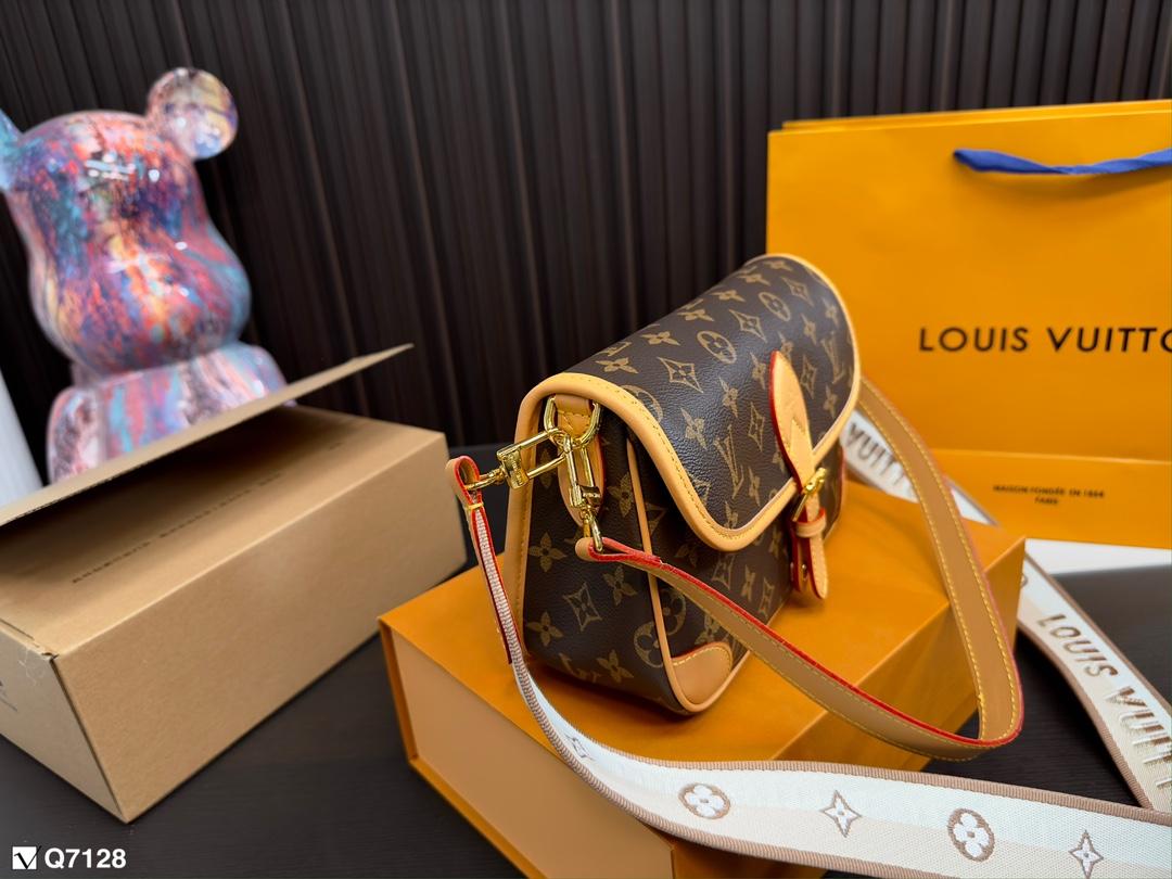 Replica Louis Vuitton Bag 24*15CM