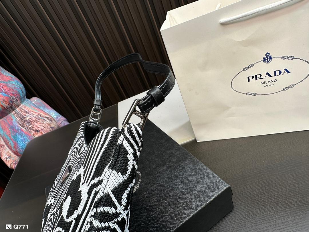 Replica Prada Bag 18*26CM