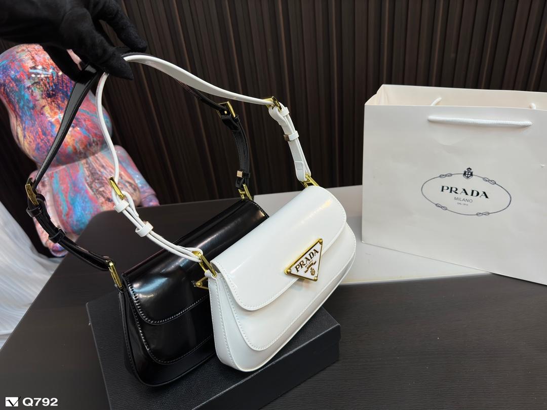 Replica Prada Bag 14*26CM