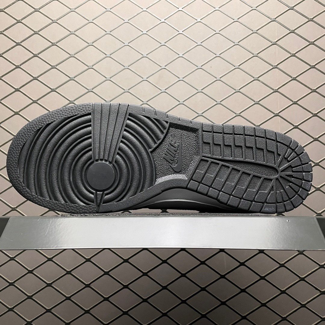 Replica Nike Dunk SB Shoe Nike Dunk Low RetroBlack   DD1_01466