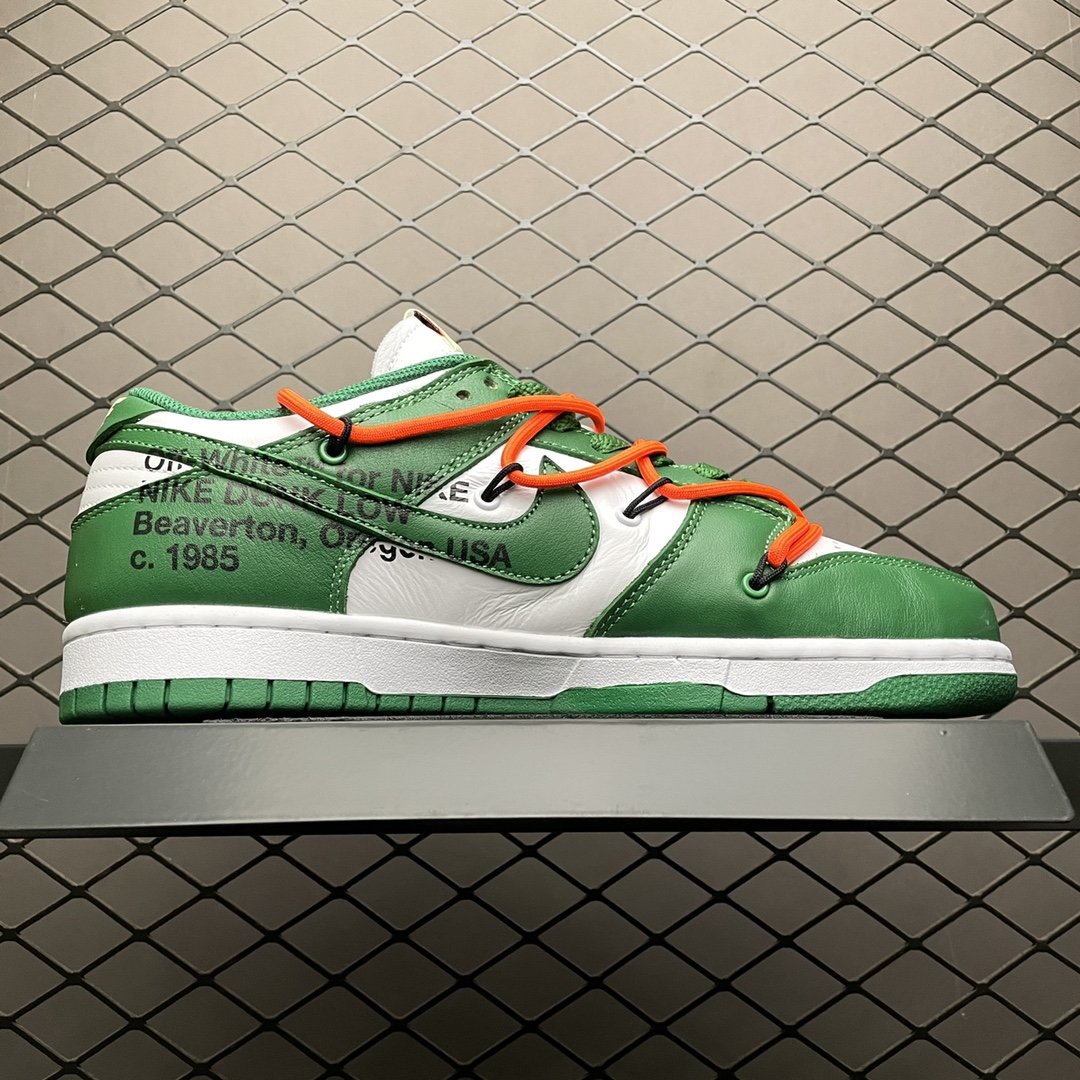 Replica OFF White Shoe Off-White x Futura x Nike SB Dunk CT0856-100 36-47