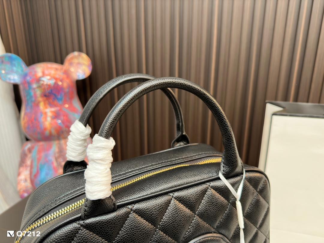 Replica Chanel Bag 28*17CM