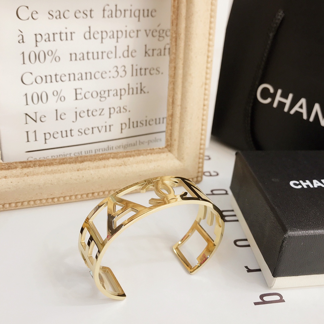 Replica CHANEL Bangle
