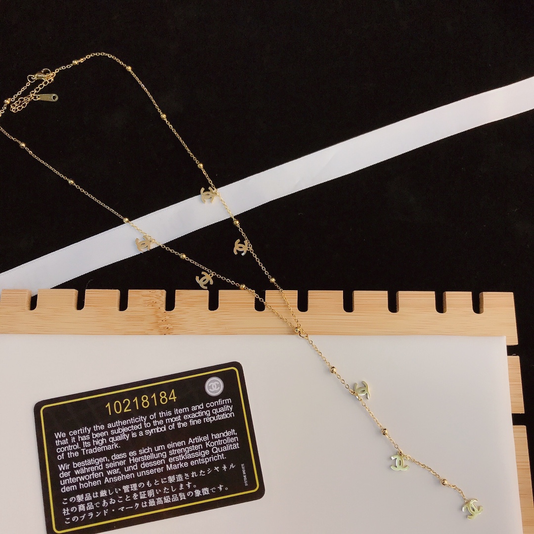 Replica CHANEL Necklace