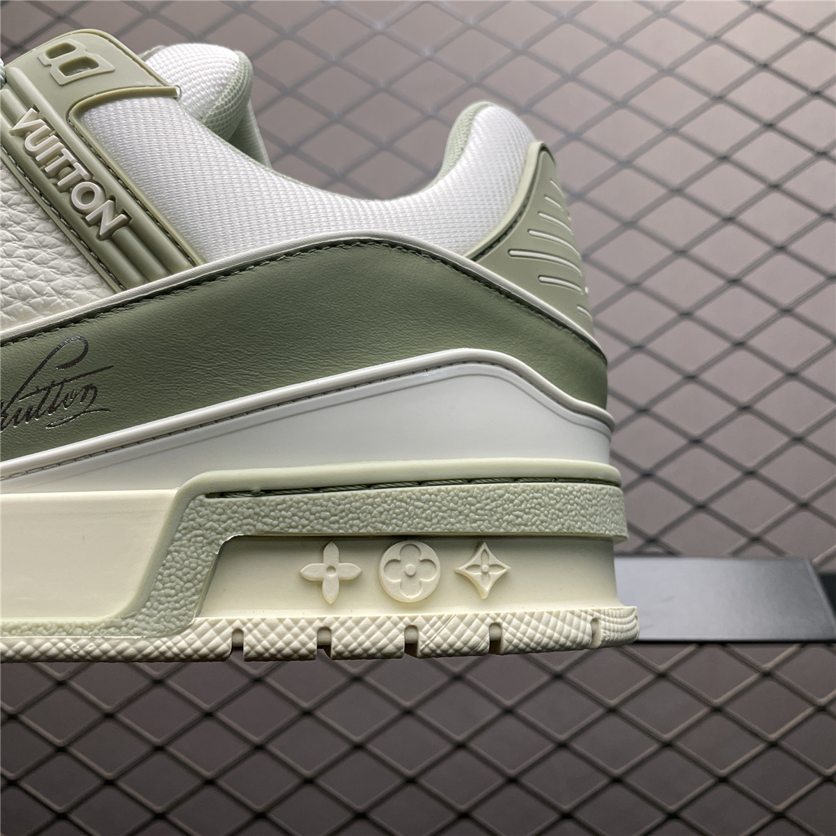Replica LV Shoe  Louis Vuitton LV Trainer