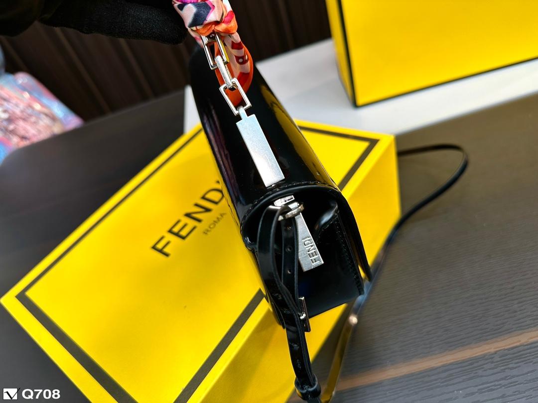 Replica Fendi Bag 23*10CM