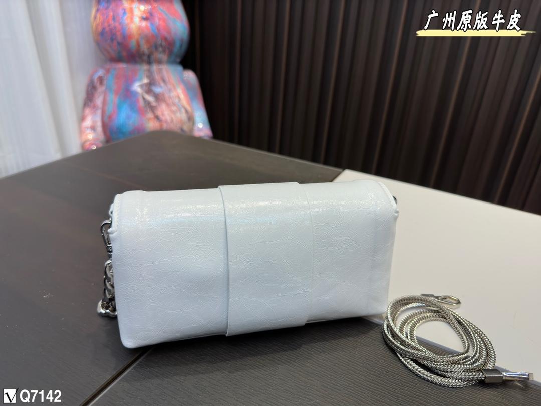 Replica Valentino Bag 21*11CM
