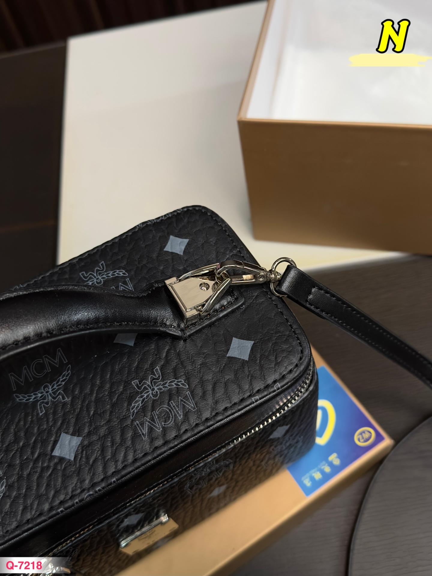Replica MCM Bag 20*12CM