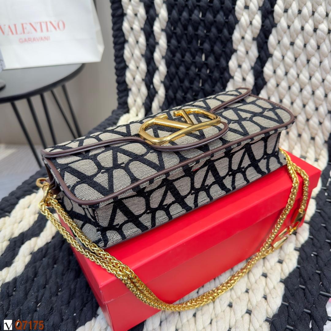 Replica Valentino Bag 20*10CM/28*12CM
