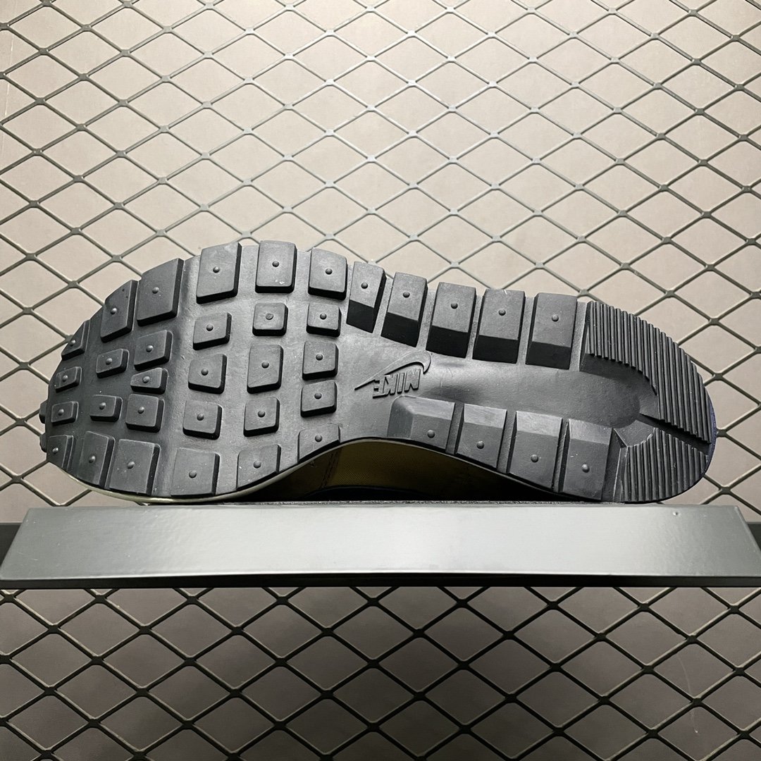 Replica Nike Shoe Sacai X Nike Vaporwaffle 3.0 DD1875-200 36-46