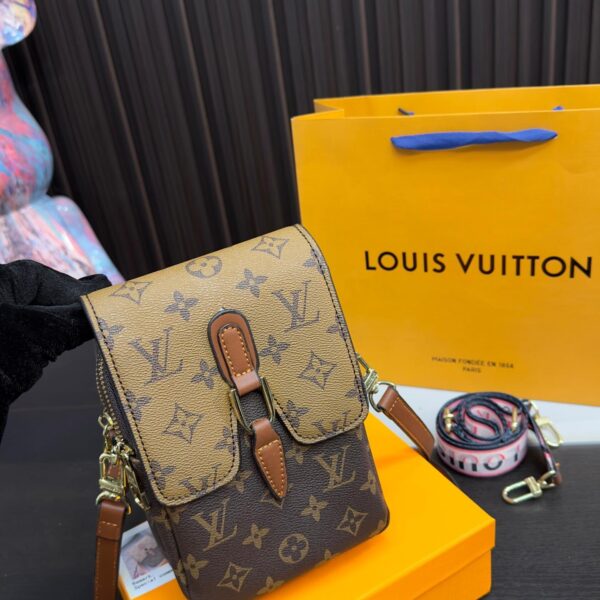 Replica Louis Vuitton Bag 20*13CM