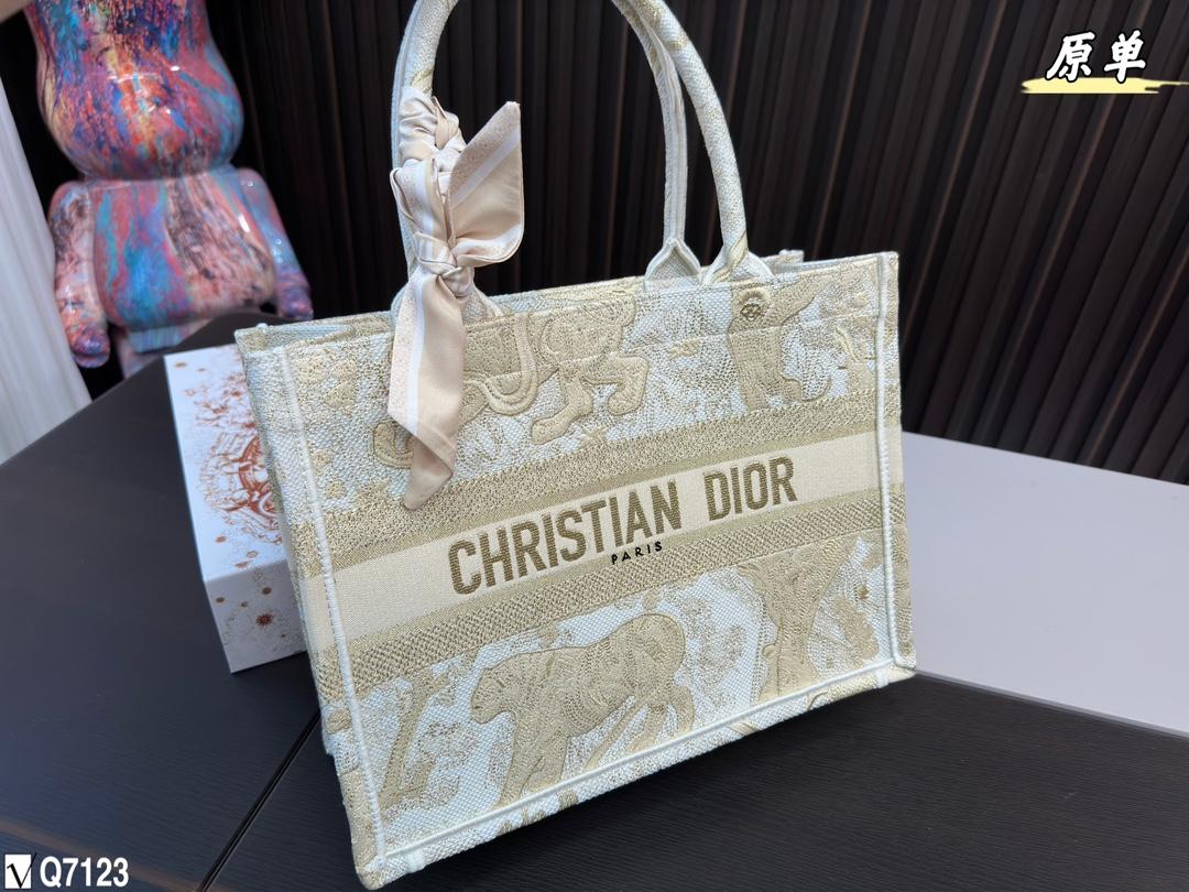Replica Dior Bag   41*34CM/36*27CM