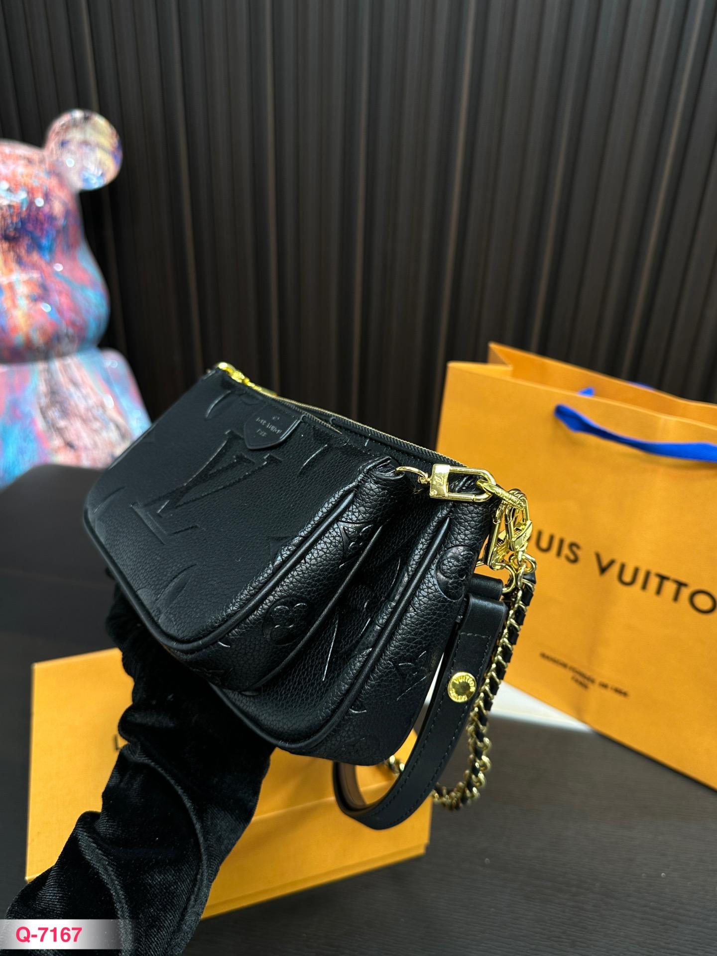 Replica Louis Vuitton Bag 12*23CM