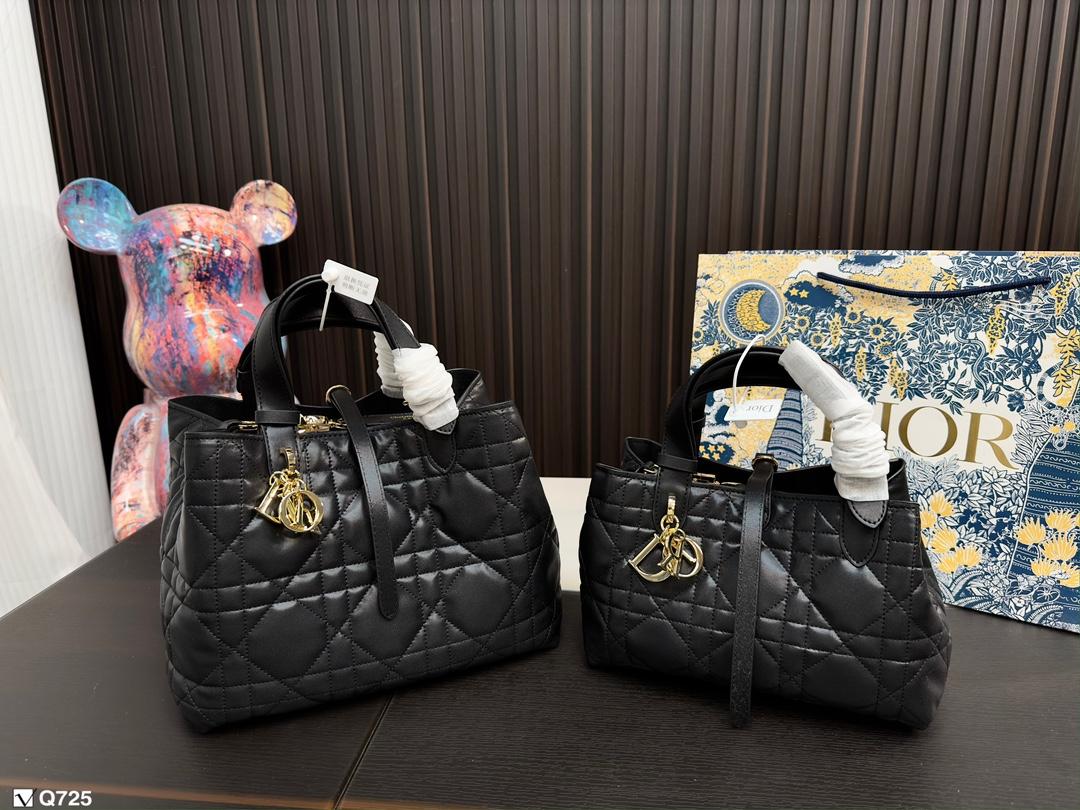 Replica Dior Bag  24*15CM/28*20CM