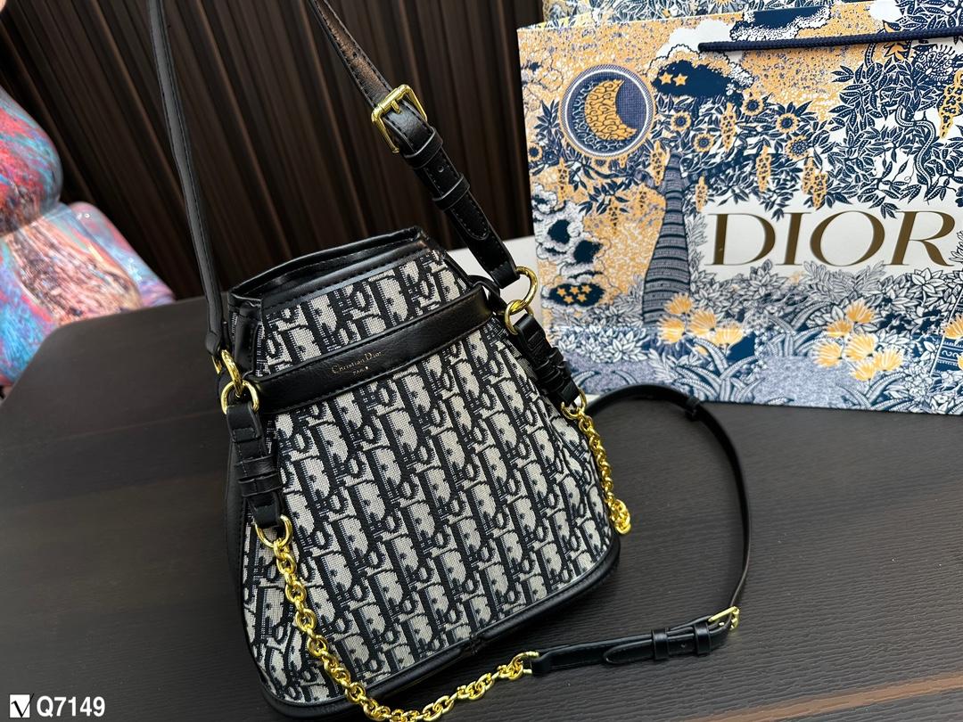 Replica Dior Bag 24*24CM