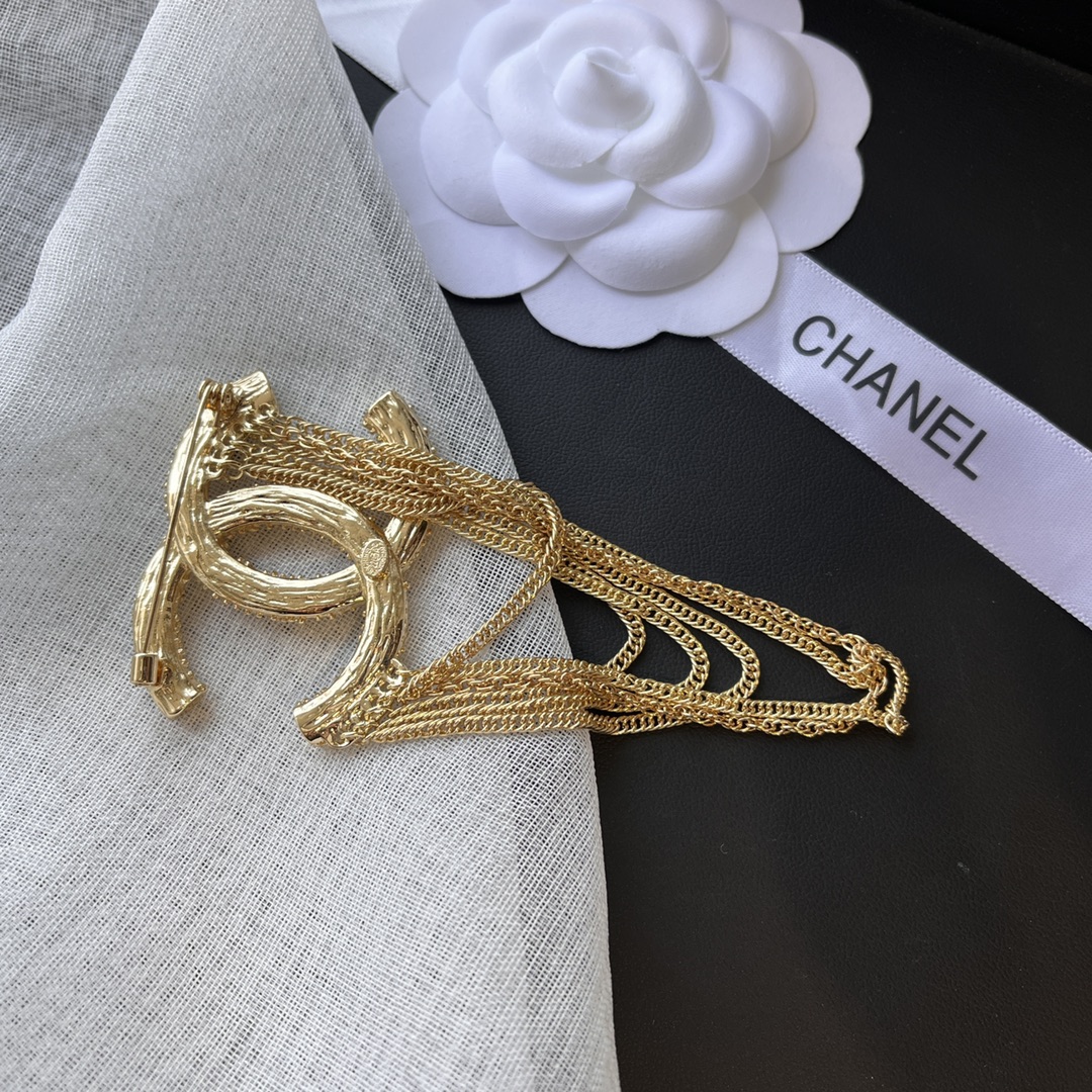 Replica CHANEL Brooch