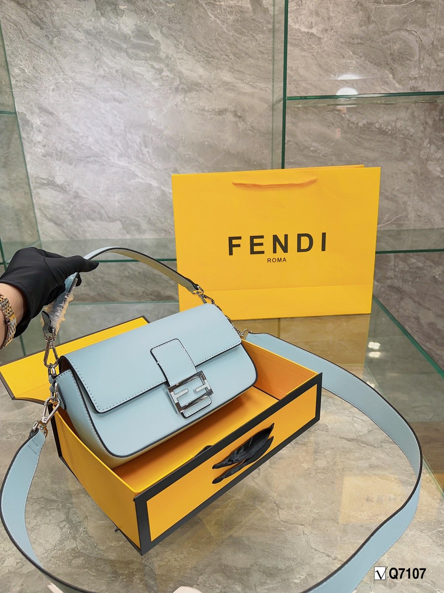 Replica Fendi Bag 26*15CM
