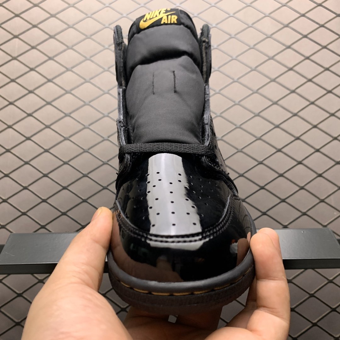 Replica Air Jordan Shoe Air Jordan 1 High OG GS Black Metallic Gold 575441-032 Size 36-3