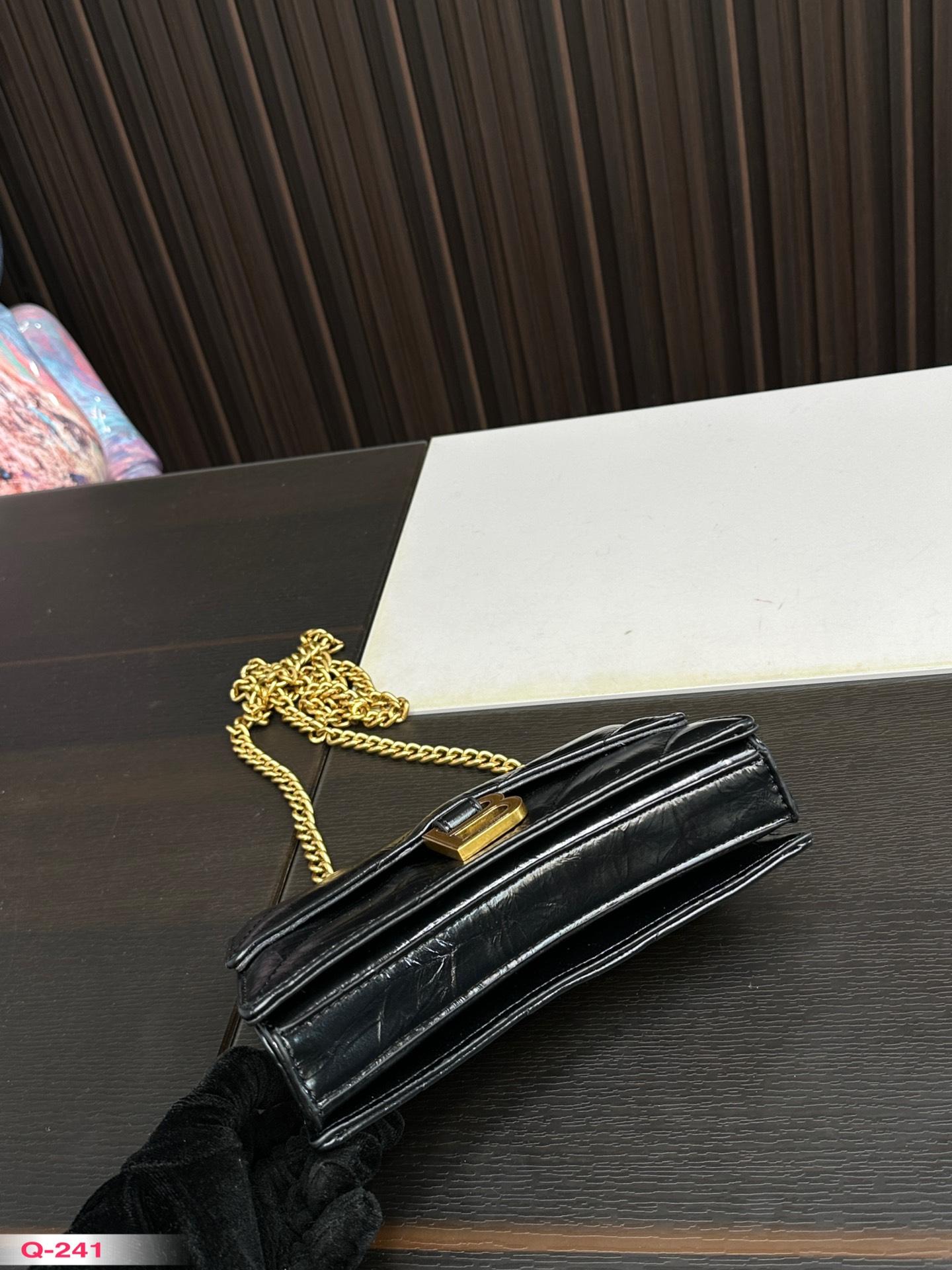 Replica Balenciaga Bag 10*20CM