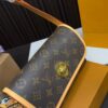 Replica Louis Vuitton Bag 13*22CM