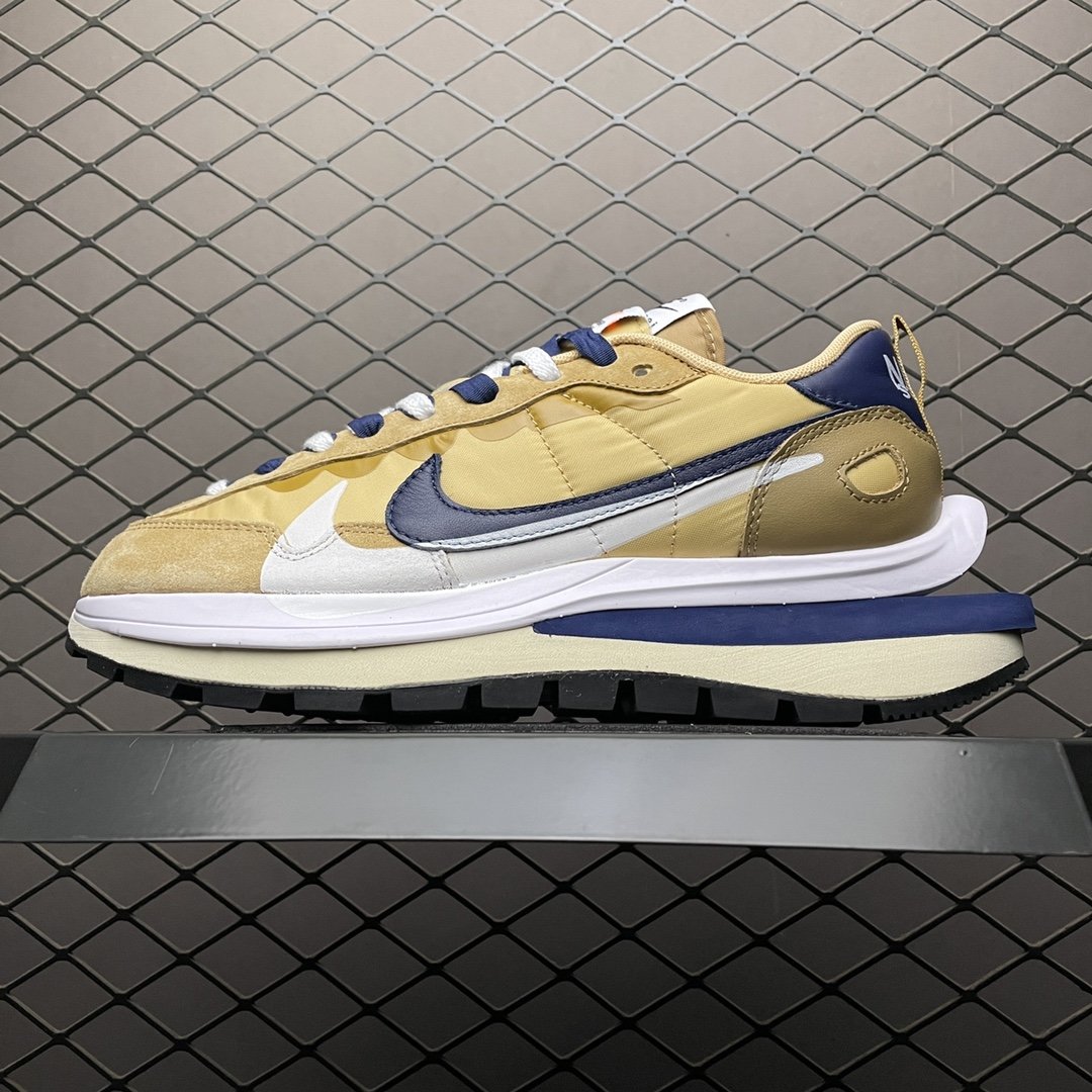 Replica Nike Shoe Sacai x Nike Vaporwaffle 3.0  DD1875-200 _01526