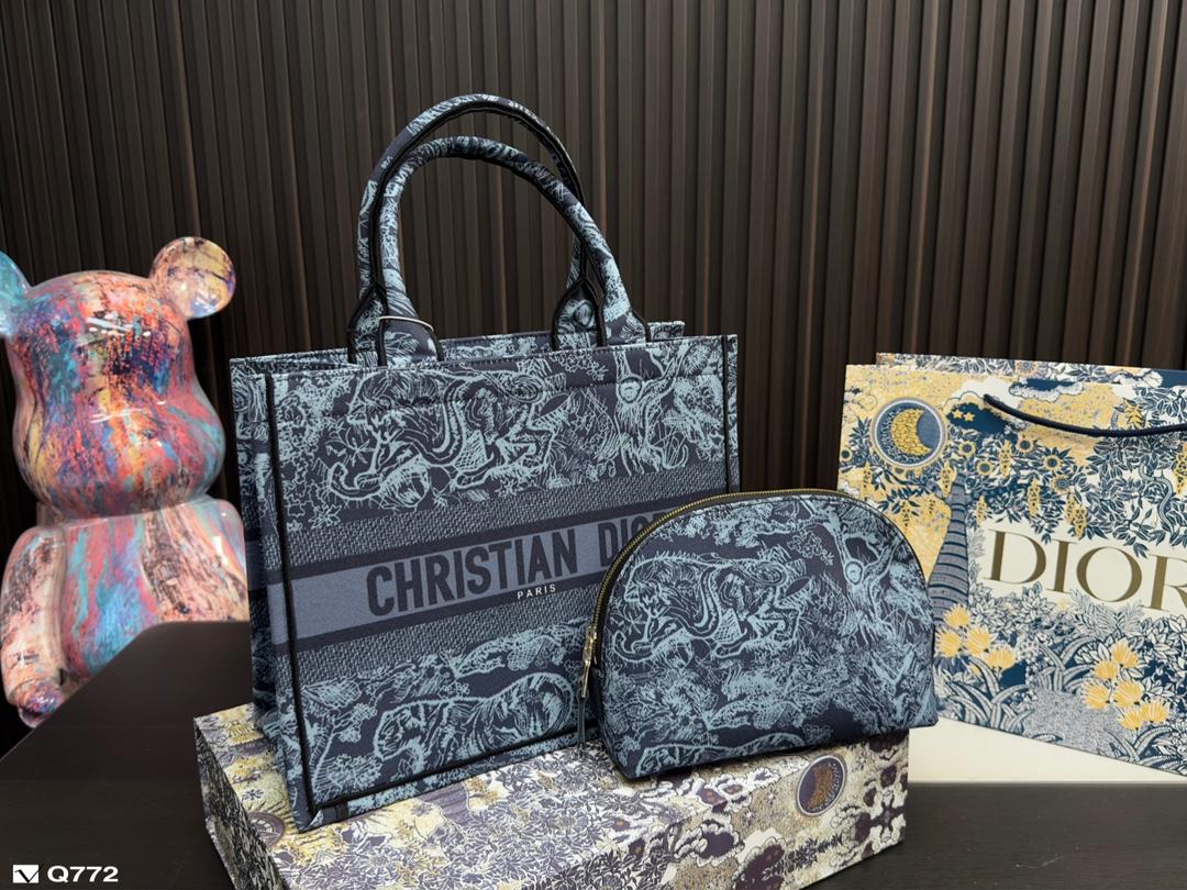 Replica Dior Bag  26*33CM/39*33CM