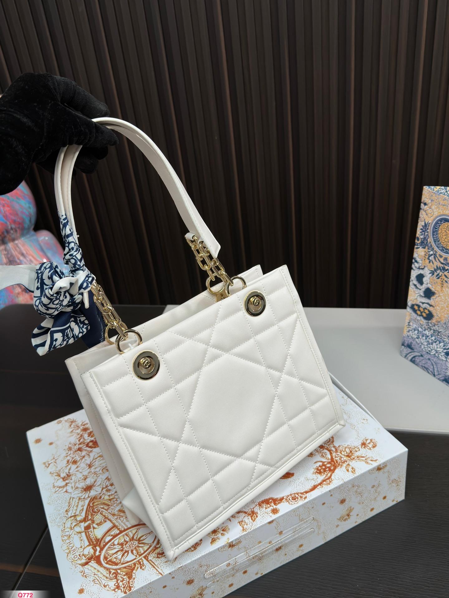 Replica Dior Bag  25*21CM/36*27CM