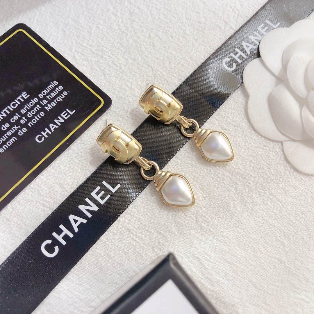 Replica CHANEL Earring