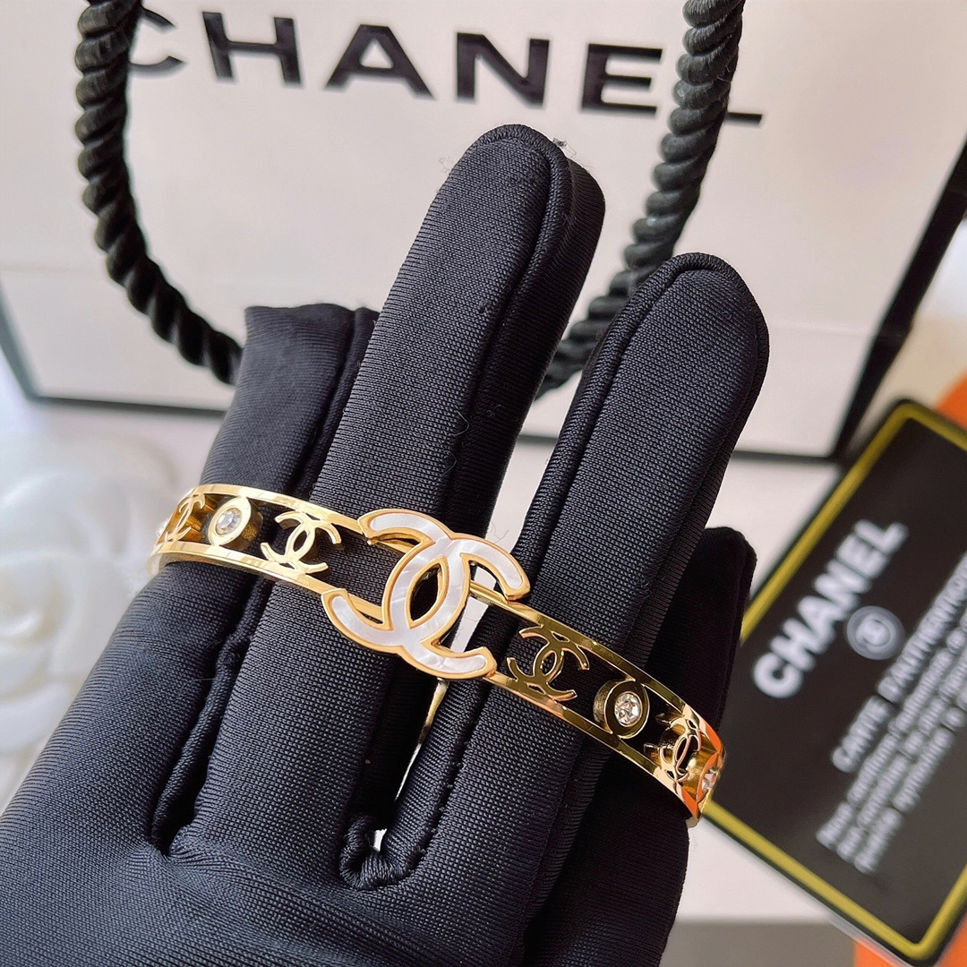 Replica CHANEL Bangle