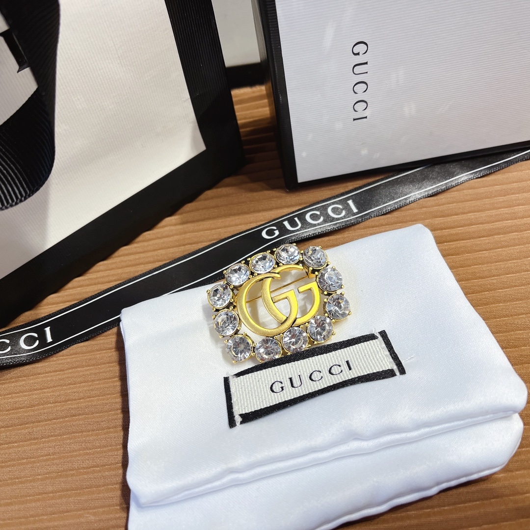 Replica GUCCI Brooch