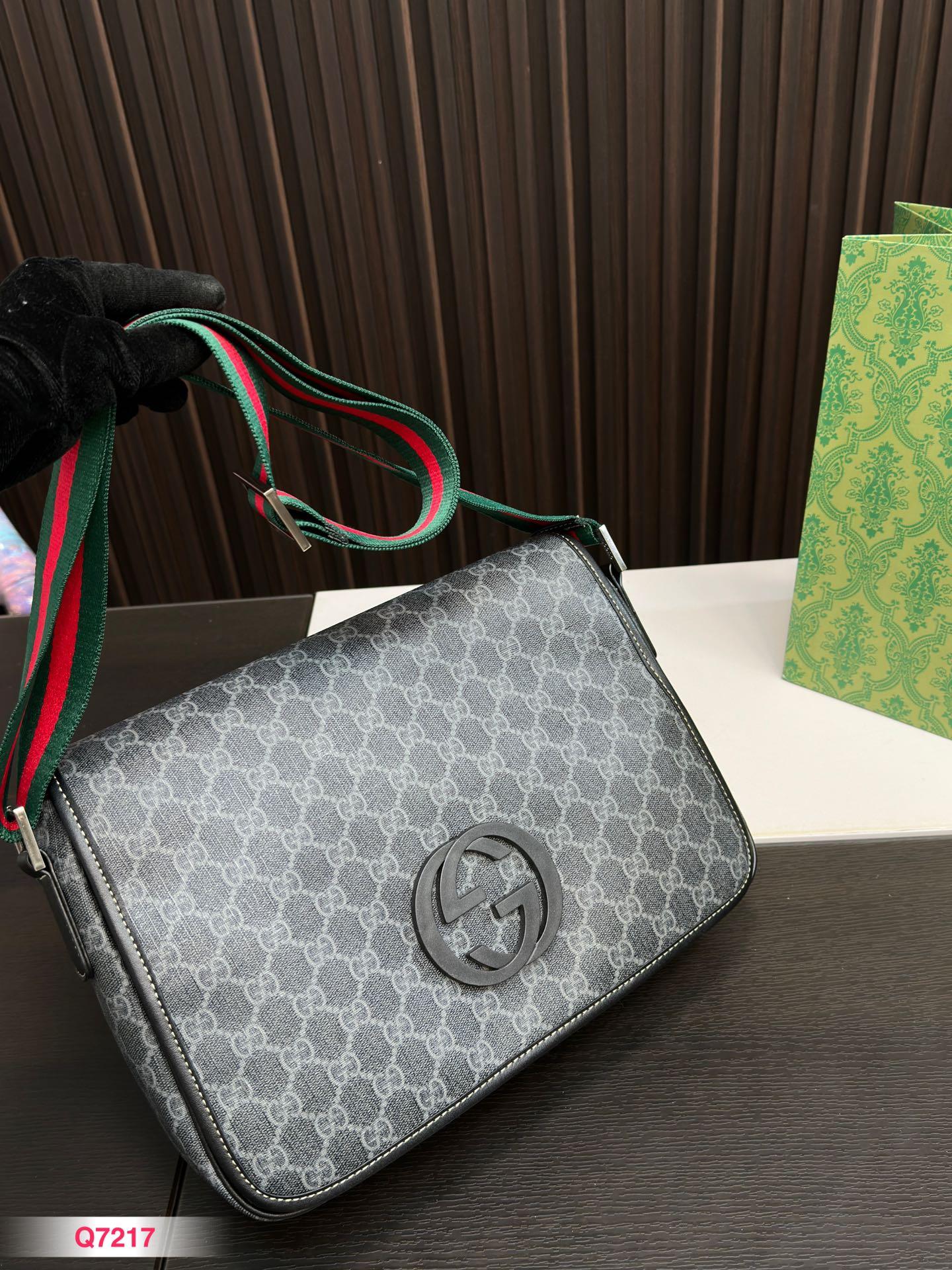 Replica Gucci Bag 23*32CM